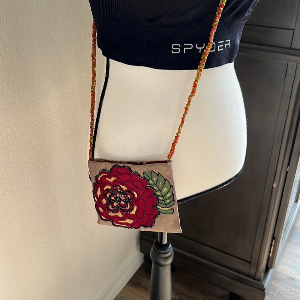 Pierre Urbach beaded rose bag on silk!  Braided Beaded strap!  So cute! - Picture 10 of 10